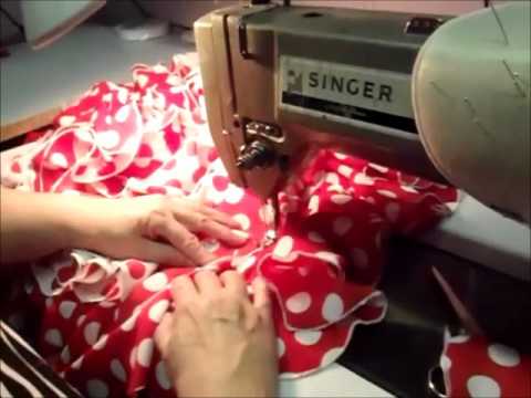 Faldas de lunares en rojo y blanco - YouTube Faldas de lunares en rojo y blanco - YouTube