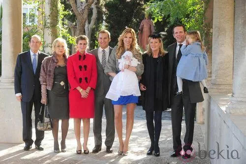 Famosos en el bautizo de Amaro, el hijo de Alejandra Prat: Galería ...