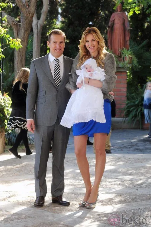 Famosos en el bautizo de Amaro, el hijo de Alejandra Prat: Galería ...