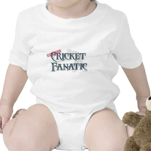 Fanático del grillo traje de bebé de Zazzle.