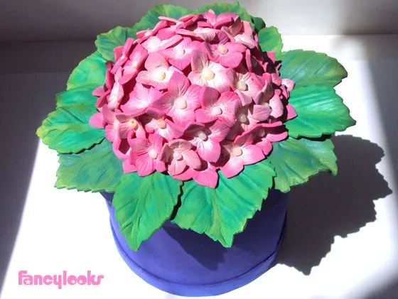 Fancylooks: Caja regalo con hortensia de goma Eva... todo un ...