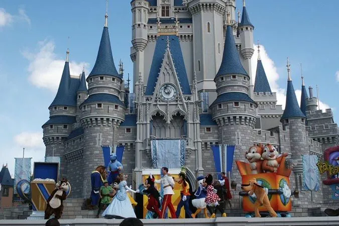 Los Fantasmas de “Disneylandia”, en Anaheim, California. | La ... Los Fantasmas de “Disneylandia”, en Anaheim, California. | La ...