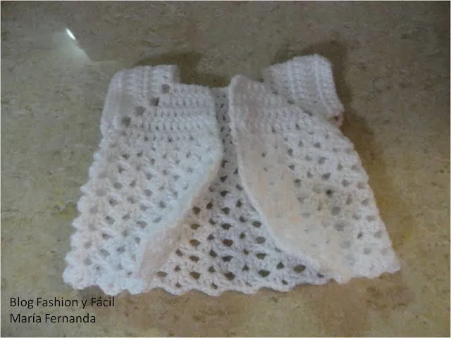 Fashion y Fácil DIY: Cómo hacer un faldón o ropón tejido para el ...