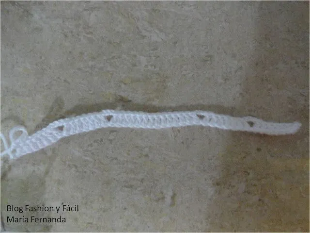 Fashion y Fácil DIY: Cómo hacer un faldón o ropón tejido para el ... Fashion y Fácil DIY: Cómo hacer un faldón o ropón tejido para el ...