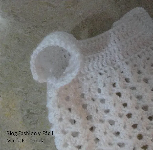 Fashion y Fácil DIY: Cómo hacer un faldón o ropón tejido para el ... Fashion y Fácil DIY: Cómo hacer un faldón o ropón tejido para el ...