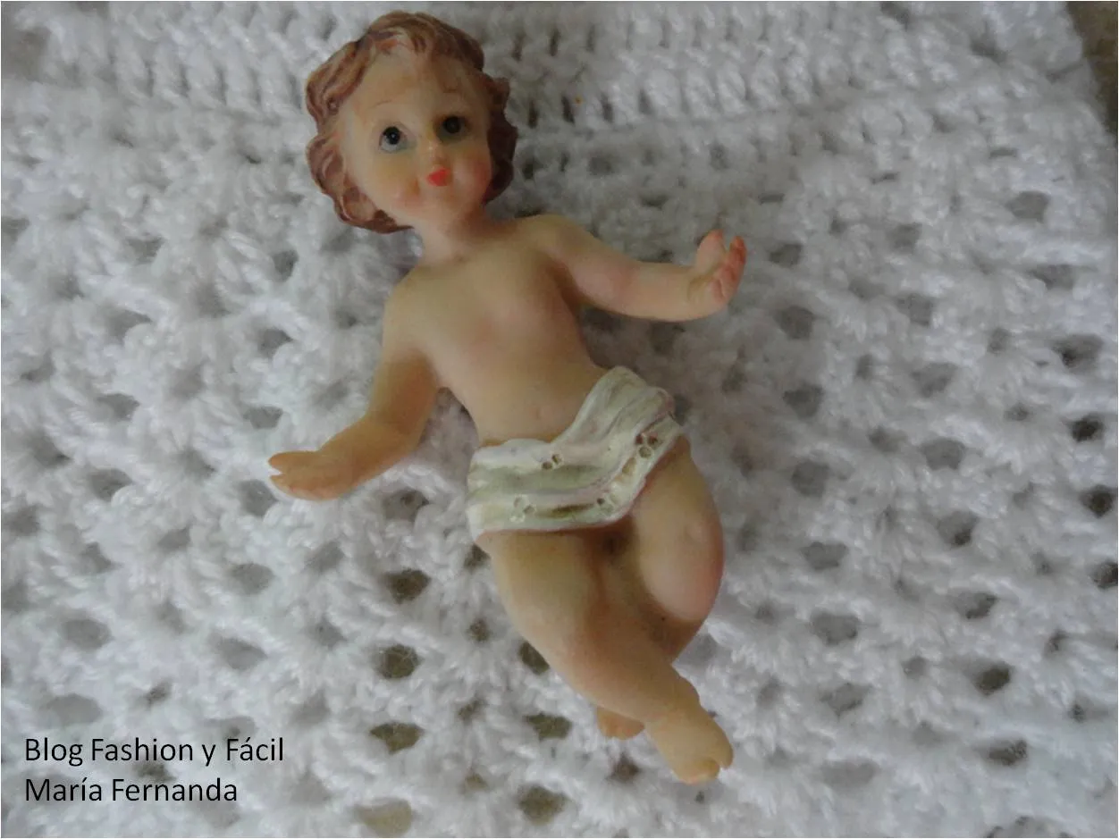 Fashion y Fácil DIY: Cómo hacer un faldón o ropón tejido para el ... Fashion y Fácil DIY: Cómo hacer un faldón o ropón tejido para el ...