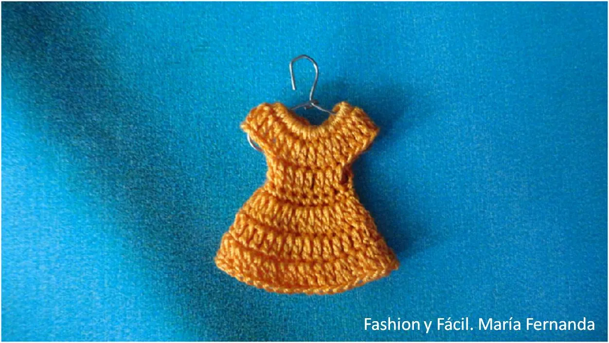 Fashion y Fácil DIY: Minivestidos de crochet. Vestidos miniatura ...