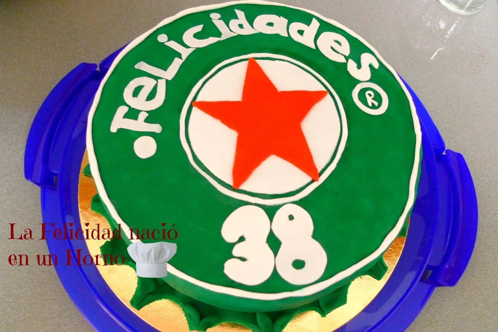 LA FELICIDAD NACIÓ EN UN HORNO: TARTA HEINEKEN PARA EL CUMPLE DE ALF LA FELICIDAD NACIÓ EN UN HORNO: TARTA HEINEKEN PARA EL CUMPLE DE ALF