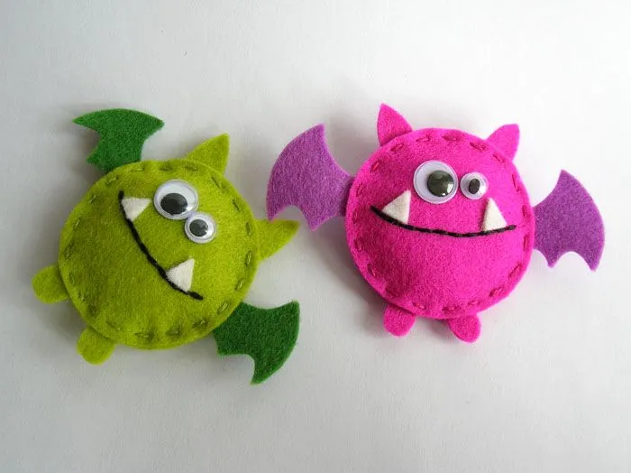 Feltia: Monstruos de fieltro / Felted monsters