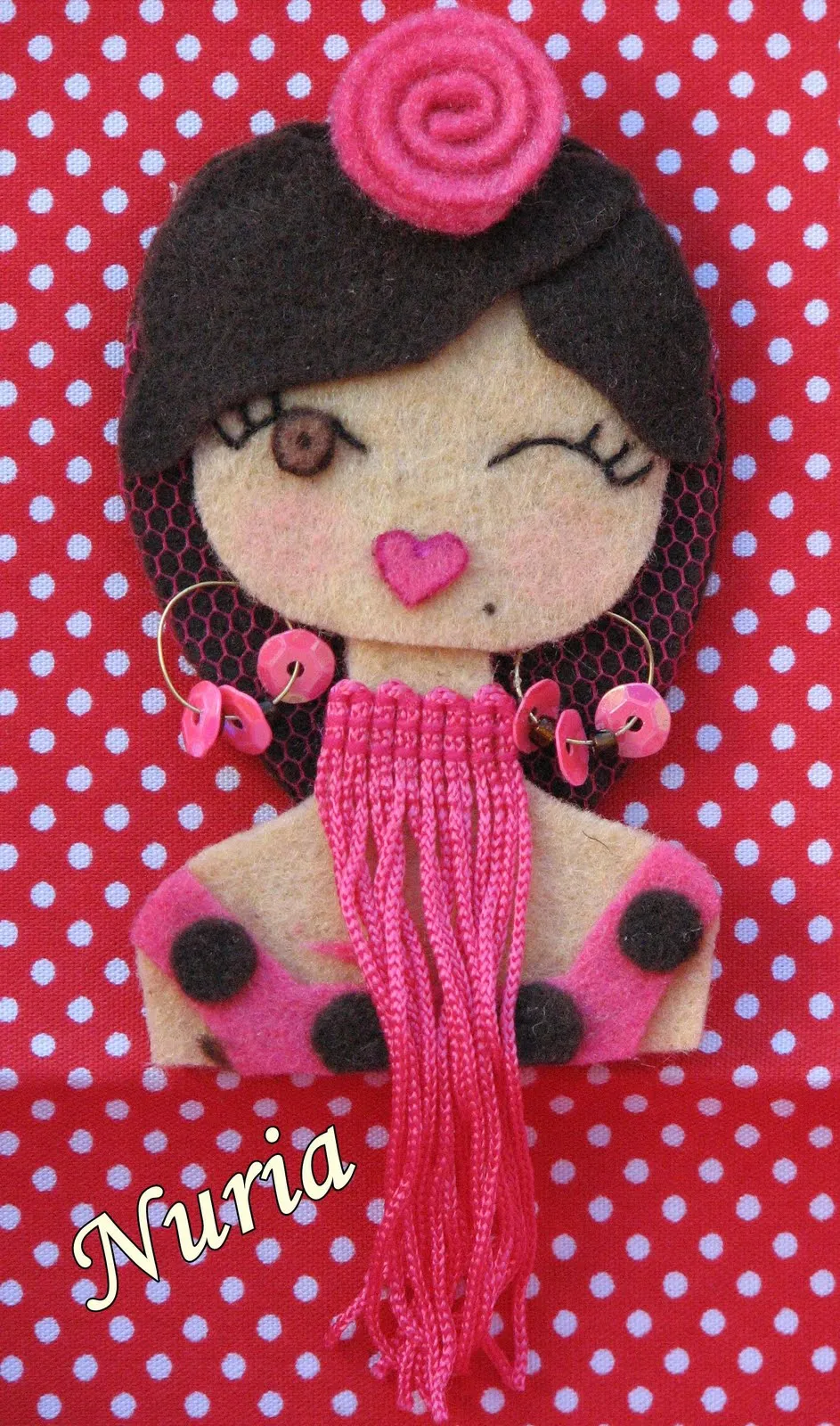 EL FIELTRO EN MIS MANOS: Broches de flamenca EL FIELTRO EN MIS MANOS: Broches de flamenca