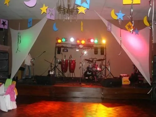 Fiestas de 15 años modernas - Imagui