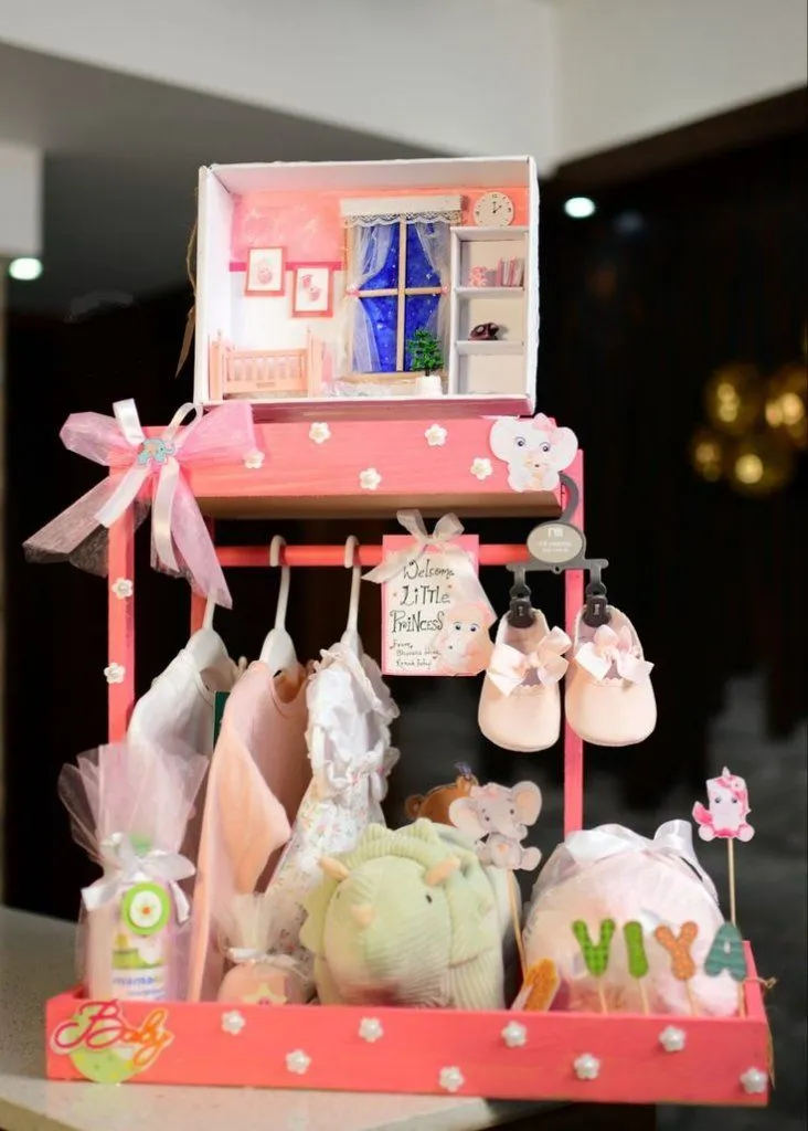 No Sabes Qué Llevar A La Fiesta De Baby Shower De Tu Amiga? La Solución  Aquí - Manualidades eli