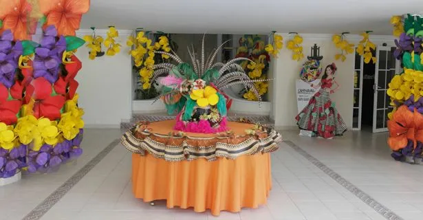 Fiesta carnaval decoración - Imagui