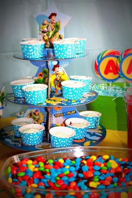 Fiesta de cumpleaños infantil de Toy Story - Imagui