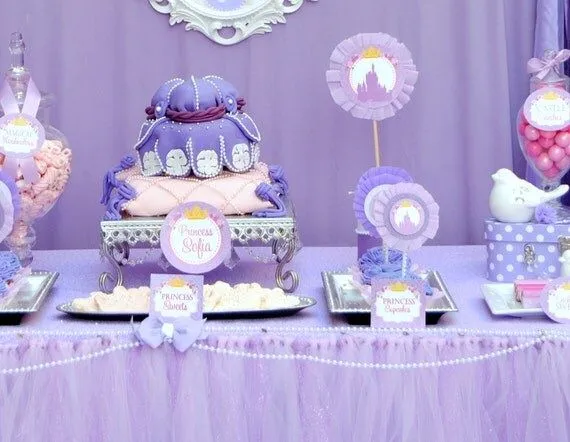 Fiesta de cumpleaños de la Princesa Sofía por KROWNKREATIONS