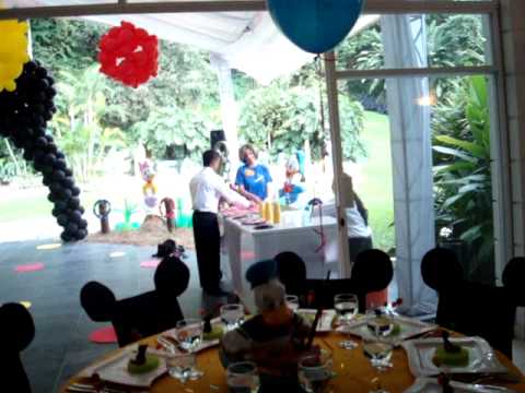 FIESTA DISNEY-MIKEY Y SUS AMIGOS-DECORACION MESA ADULTOS MOTIVO ...