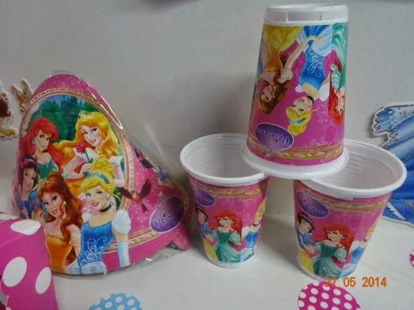 Fiesta Infantil Princesas - Bodegas Ilusión Fiesta Infantil Princesas - Bodegas Ilusión