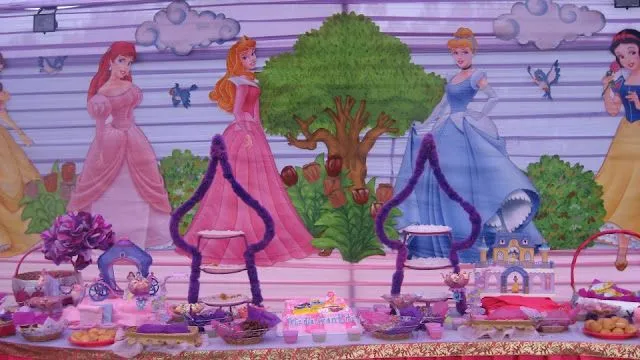 FIESTA INFANTIL DE PRINCESAS : DECORACION EN FIESTAS INFANTILES FIESTA INFANTIL DE PRINCESAS : DECORACION EN FIESTAS INFANTILES
