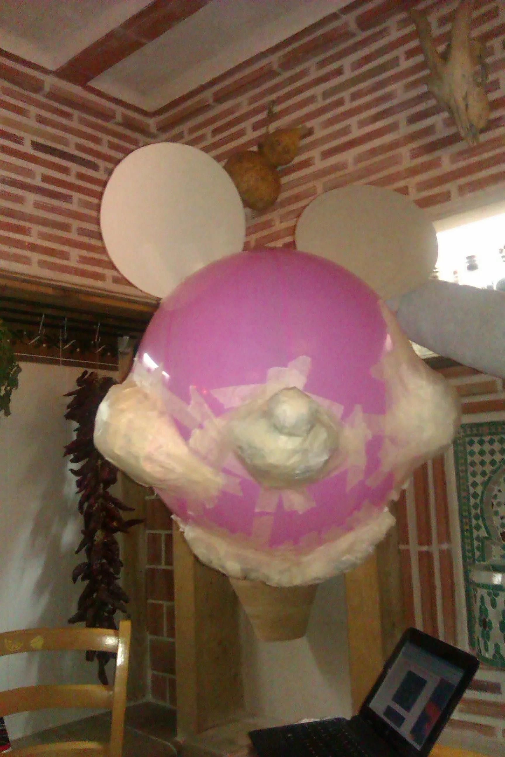 FIESTA MINNIE I: PIÑATA DE MINNIE MOUSE | Natalia y sus Tartas