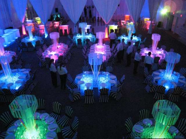 Fiesta neon tematica quince años - Bogotá, Colombia - Otros Servicios Fiesta neon tematica quince años - Bogotá, Colombia - Otros Servicios