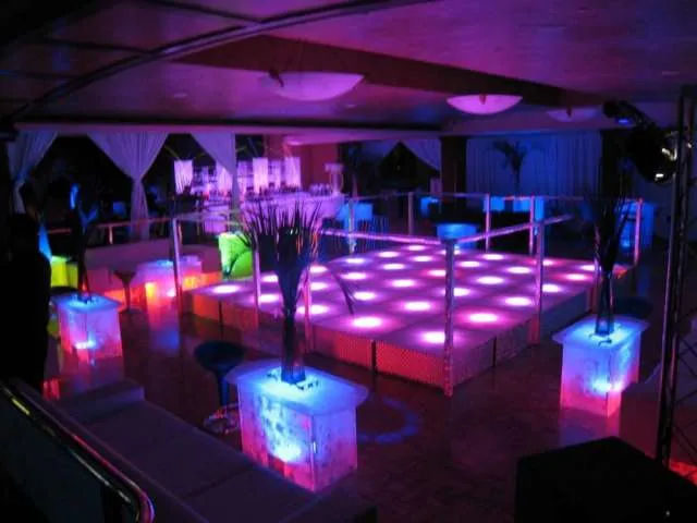 Fiesta neon tematica quince años - Bogotá, Colombia - Otros Servicios Fiesta neon tematica quince años - Bogotá, Colombia - Otros Servicios