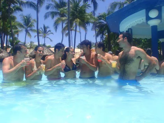 De fiesta en la piscina - Picture of Riu Taino, Punta Cana ... De fiesta en la piscina - Picture of Riu Taino, Punta Cana ...