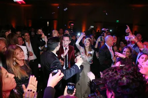 Fiesta solidaria de la mano del Kun Agüero a beneficio de la ... Fiesta solidaria de la mano del Kun Agüero a beneficio de la ...