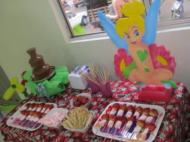 FIESTA TEMATICA DECORACION CON GLOBOS CAMPANITA TINKER BELL ...