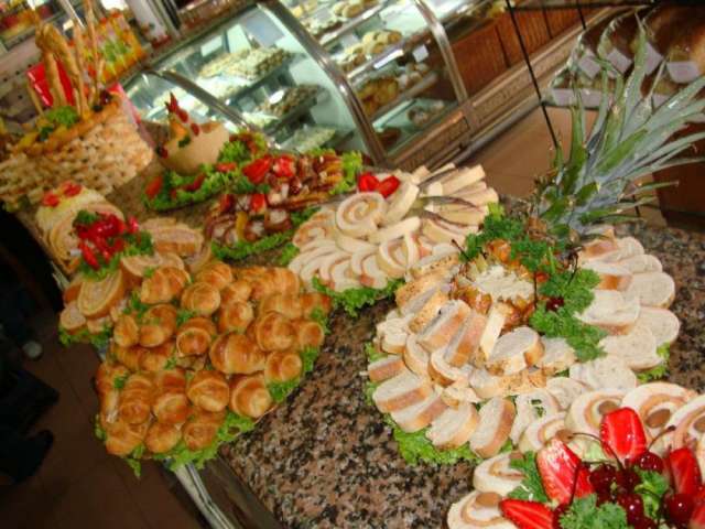 Fiestas alquiler de fuentes de chocolate pasapalos catering buffet ...