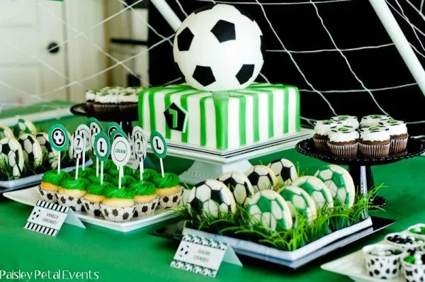 Fiestas con encanto: Buffet de postres : Fútbol Fiestas con encanto: Buffet de postres : Fútbol