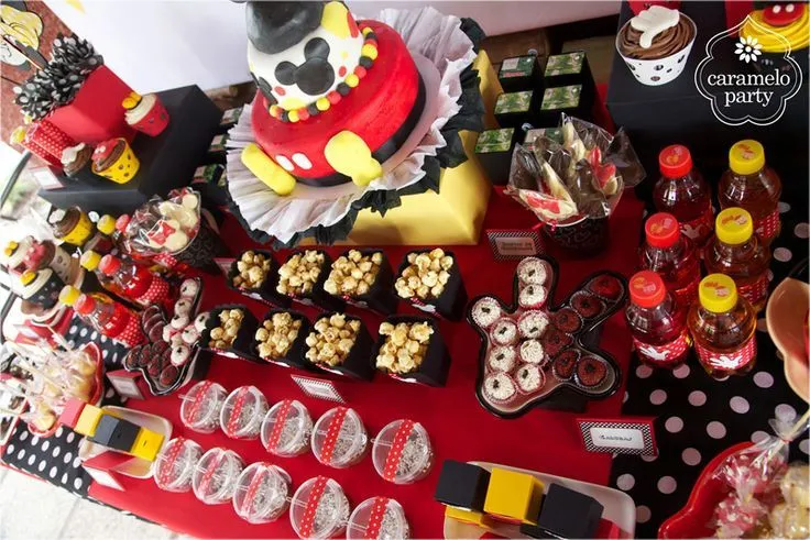 Fiestas infantiles: cumpleaños con Mickey Mouse | mesa de dulces ...