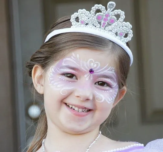 Fiestas Infantiles, princesa Sophia, Amber, James, Reina Miranda ... Fiestas Infantiles, princesa Sophia, Amber, James, Reina Miranda ...