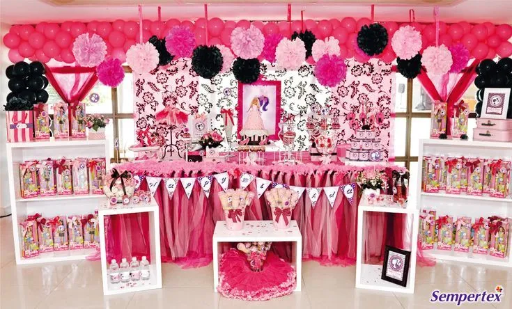 La Celebración de una fiesta Barbie® es clásica para cumpleaños de ... La Celebración de una fiesta Barbie® es clásica para cumpleaños de ...