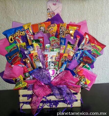 Arreglos de mesa con dulces y globos - Imagui