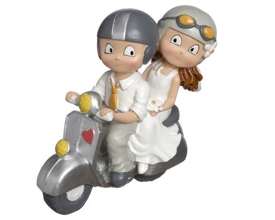 Novios amor sobre ruedas | Figura de novios en moto | pareja en ...