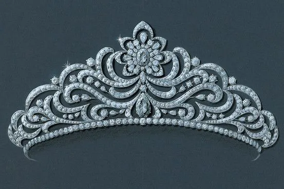 Fit for a Queen | Why Diamond Tiaras Are Still a Girl's Best ... Fit for a Queen | Why Diamond Tiaras Are Still a Girl's Best ...