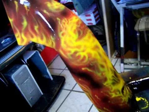 flamas en bicicleta !!! aerografia okami!!!!! - YouTube flamas en bicicleta !!! aerografia okami!!!!! - YouTube