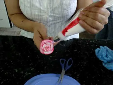 flor com chantilly 239 - YouTube