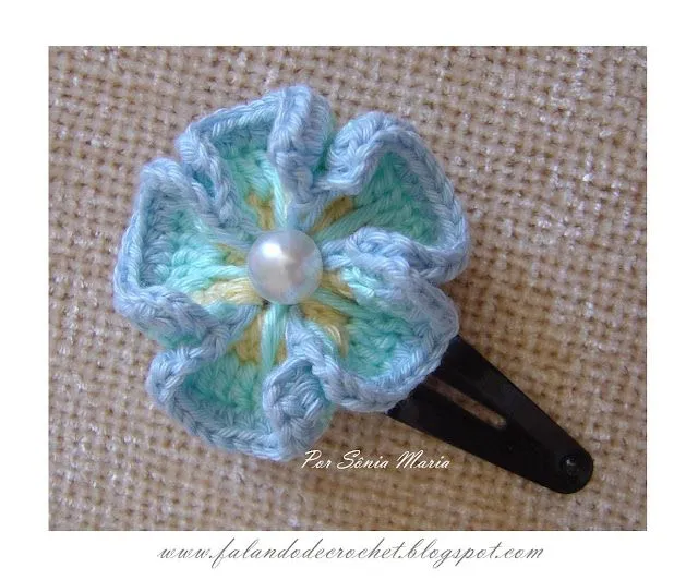 FLOR DE CROCHE TERESA (Crochet Flower - Multi Color Crochet Pansy ...