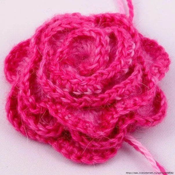 Cómo hacer una flor a crochet paso a paso | chollo | Pinterest