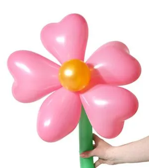 Una flor con globos corazón | Globos, Primavera | Fiestafacil Blog Una flor con globos corazón | Globos, Primavera | Fiestafacil Blog