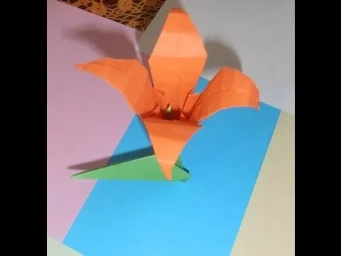 Cómo hacer la flor Iris con papel - YouTube Cómo hacer la flor Iris con papel - YouTube