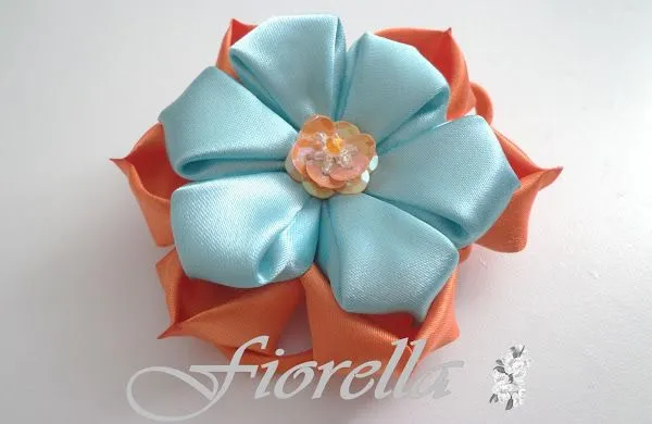 flor kanzashi | Aprender manualidades es facilisimo. flor kanzashi | Aprender manualidades es facilisimo.