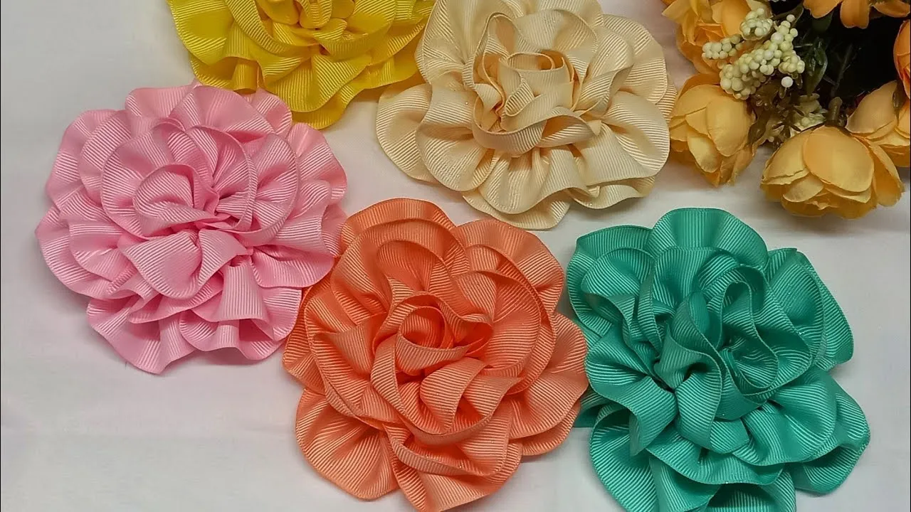 como hacer una flor de listón grande|flor mágica pegada| - YouTube