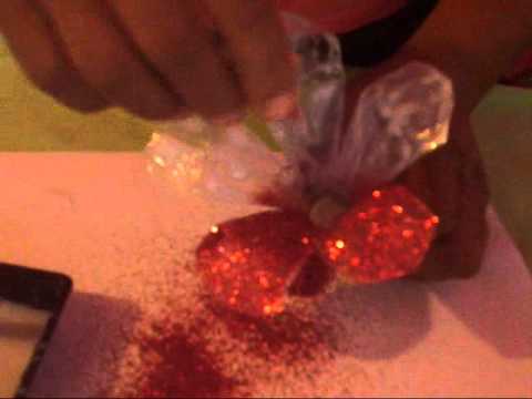 COMO REALIZAR UNA FLOR DE NAVIDAD 0001 - YouTube COMO REALIZAR UNA FLOR DE NAVIDAD 0001 - YouTube