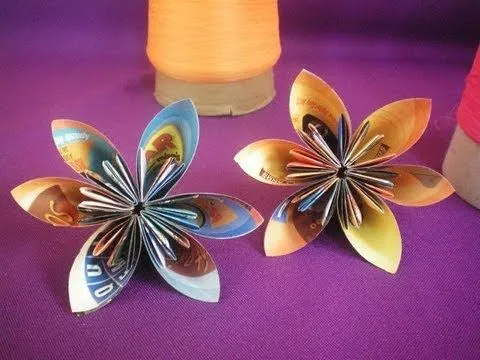 Flor de Origami com Papel Reciclado - YouTube Flor de Origami com Papel Reciclado - YouTube
