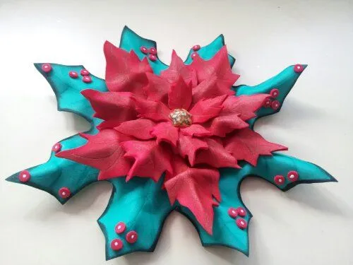 Flor de pascua de goma eva | El rincón de Mika Flor de pascua de goma eva | El rincón de Mika