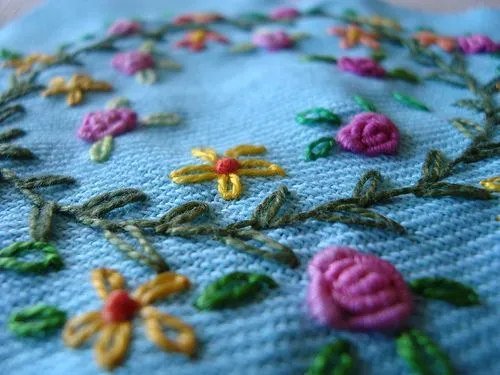 Flor rococo | Bordados | Pinterest