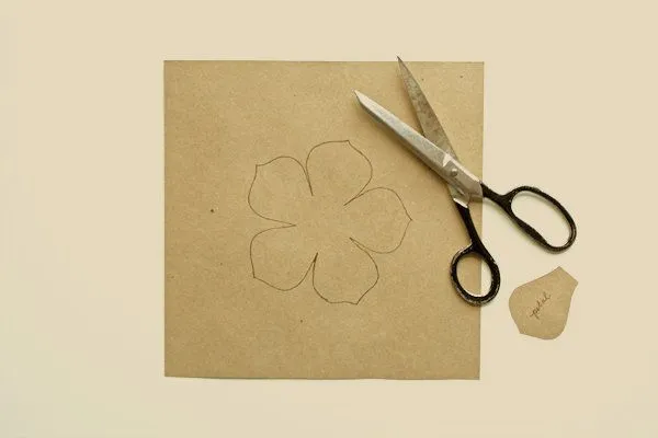 La flor que se usó para modelo de este tutorial, lleva 26 capas ...