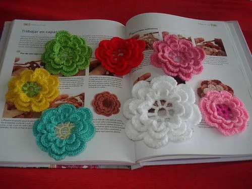 Como hacer flores tejidas con estambre - Imagui Como hacer flores tejidas con estambre - Imagui